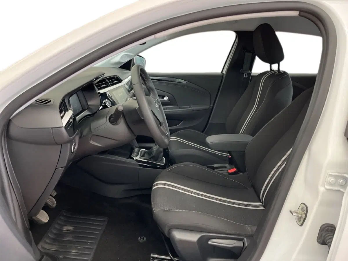 Opel Corsa usata a Torino (9)