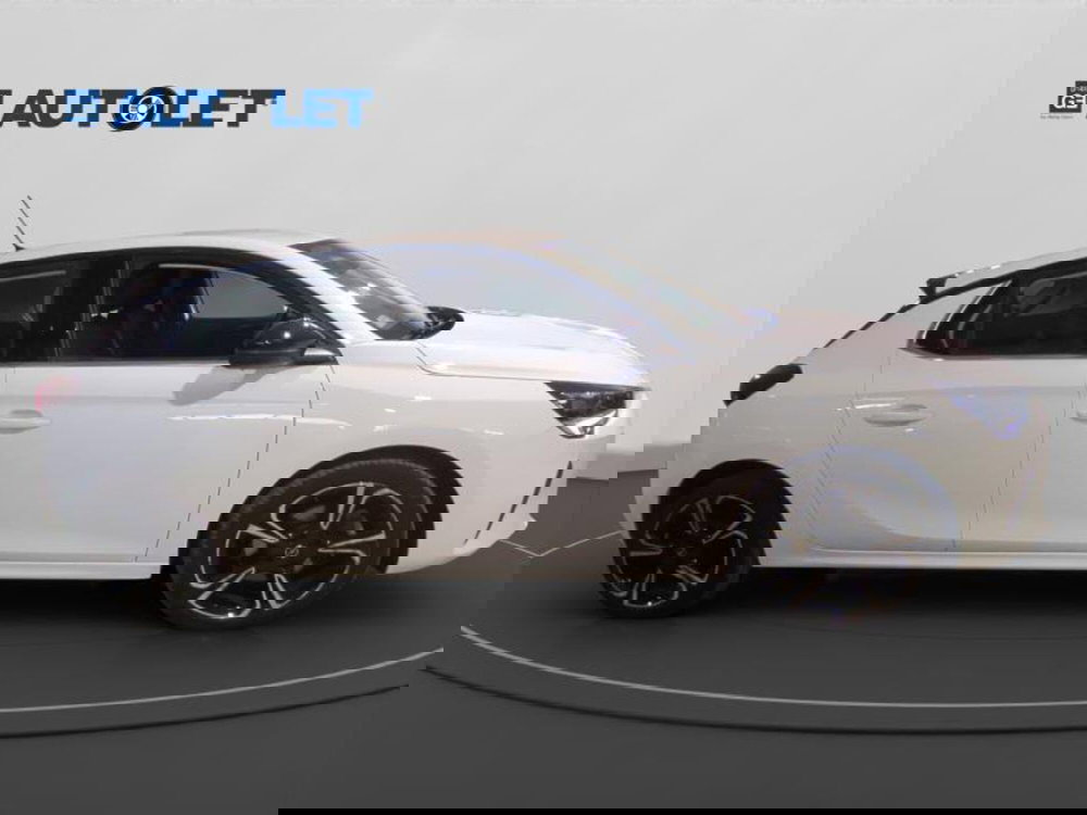 Opel Corsa usata a Genova (4)