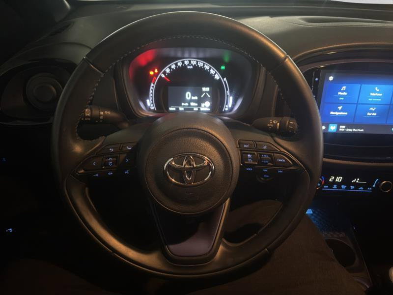 Toyota Aygo X usata a Genova (14)