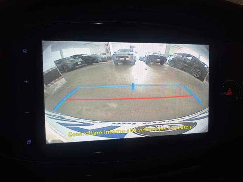 Toyota Aygo X usata a Genova (19)