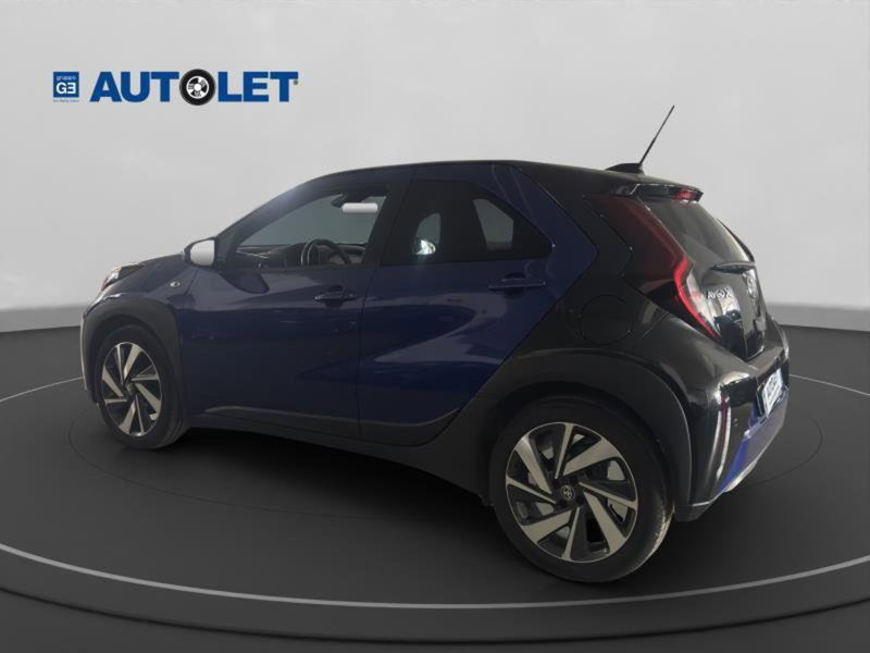 Toyota Aygo X usata a Genova (8)