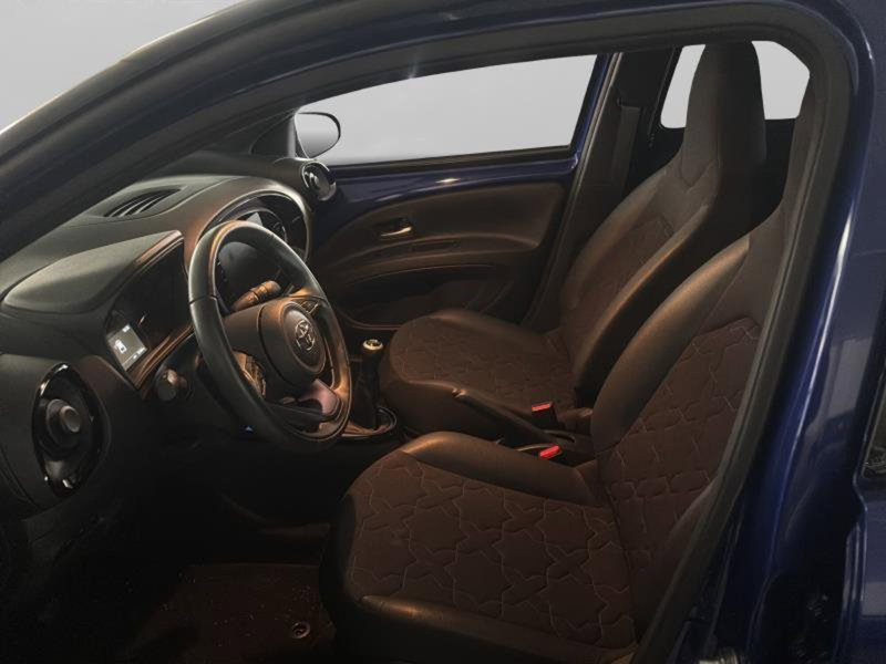 Toyota Aygo X usata a Genova (9)