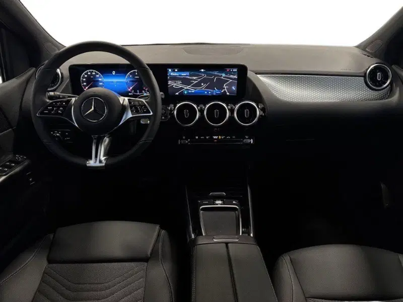 Mercedes-Benz Classe B nuova a Rimini (10)