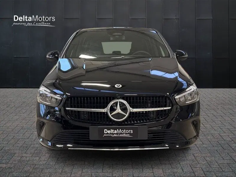 Mercedes-Benz Classe B nuova a Rimini (6)