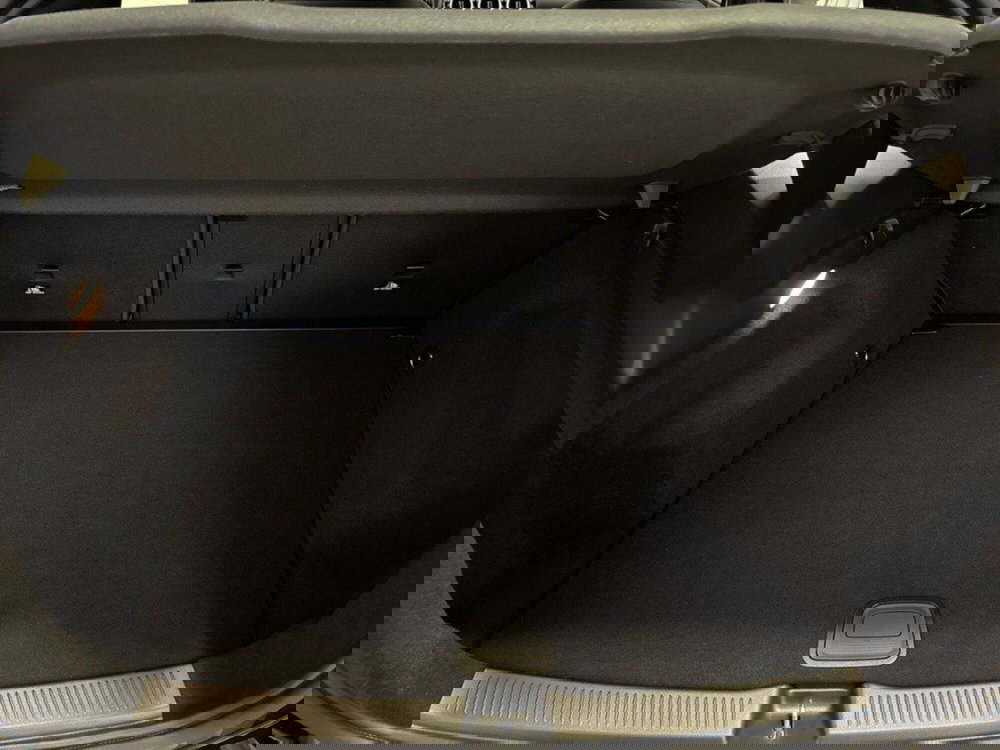 Mercedes-Benz Classe B nuova a Rimini (7)