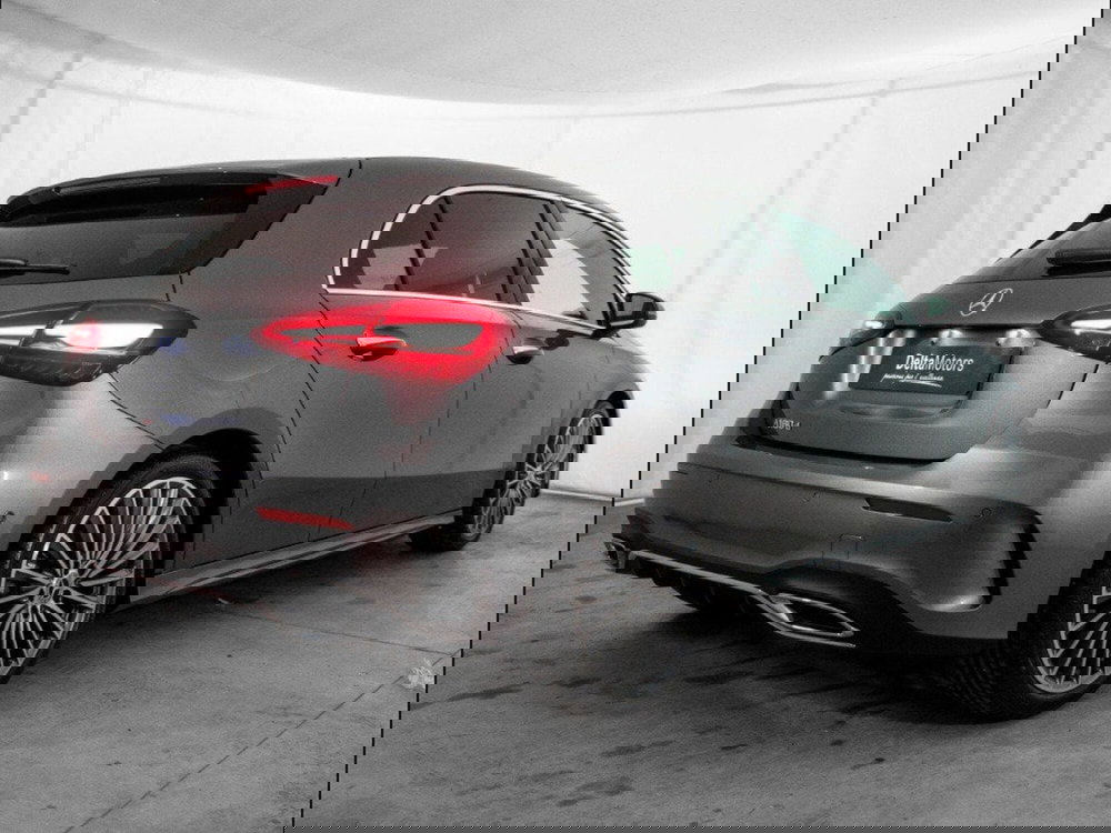 Mercedes-Benz Classe A Sedan nuova a Macerata (4)