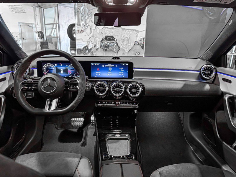 Mercedes-Benz Classe A nuova a Ancona (5)