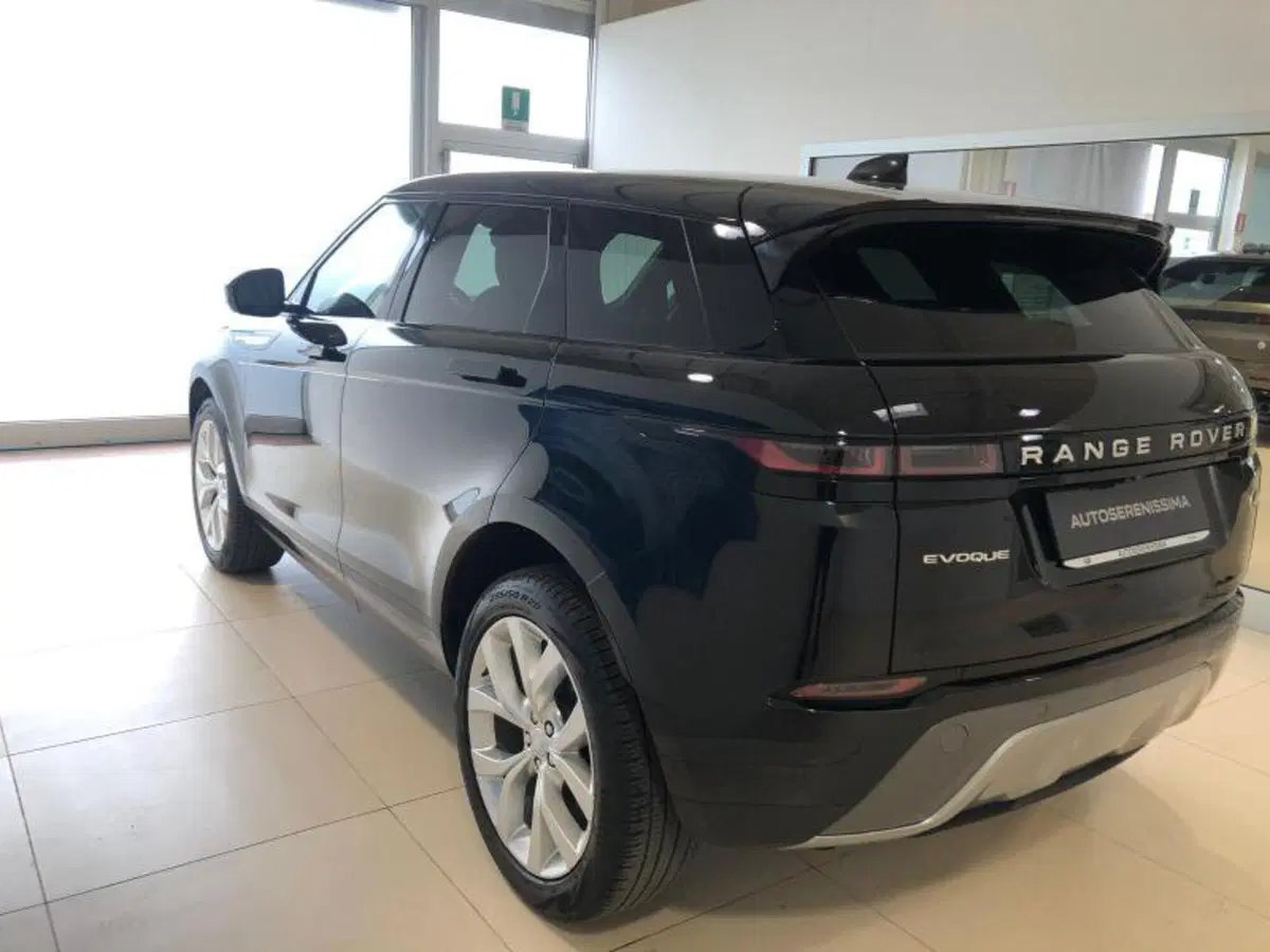 Land Rover Range Rover Evoque usata a Venezia (3)
