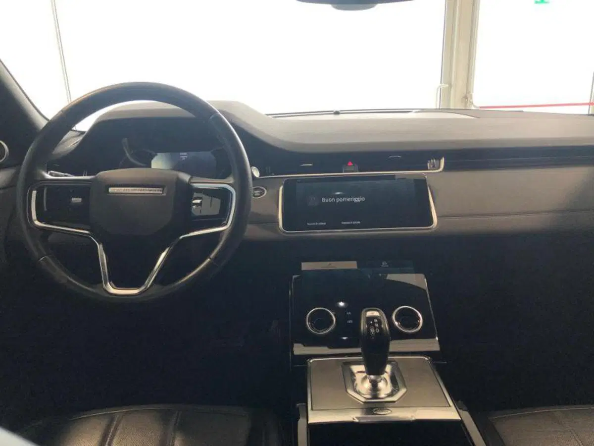 Land Rover Range Rover Evoque usata a Venezia (6)