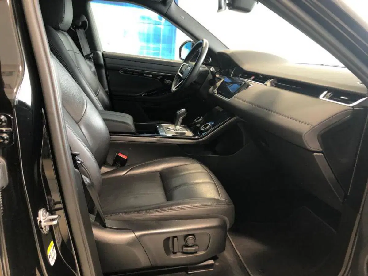 Land Rover Range Rover Evoque usata a Venezia (8)