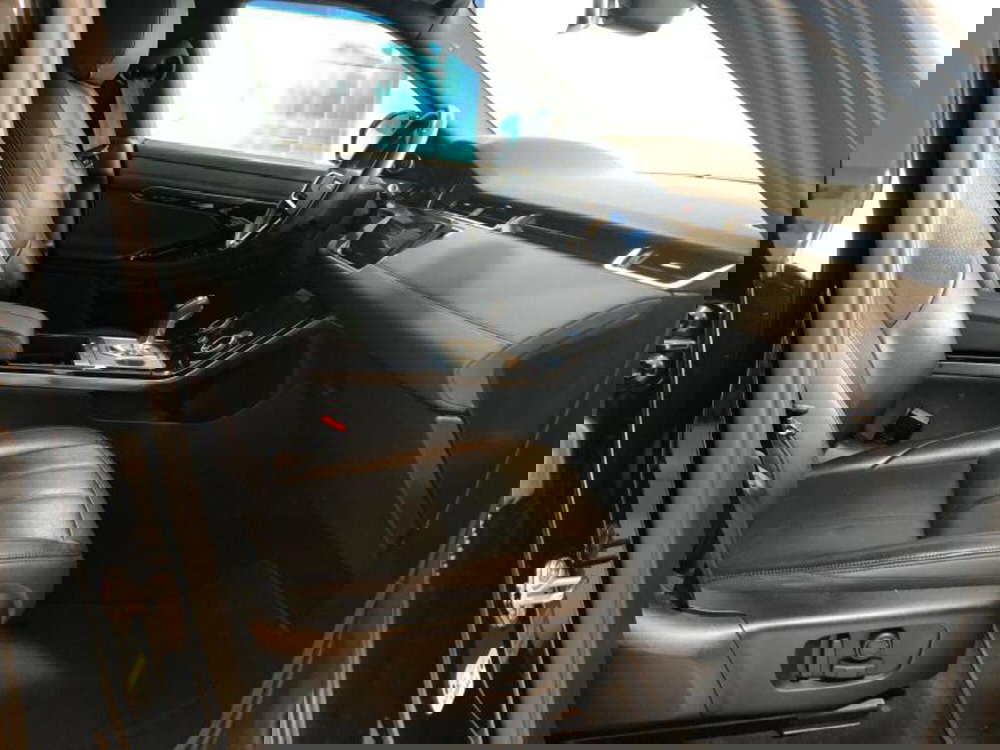 Land Rover Range Rover Evoque usata a Venezia (8)