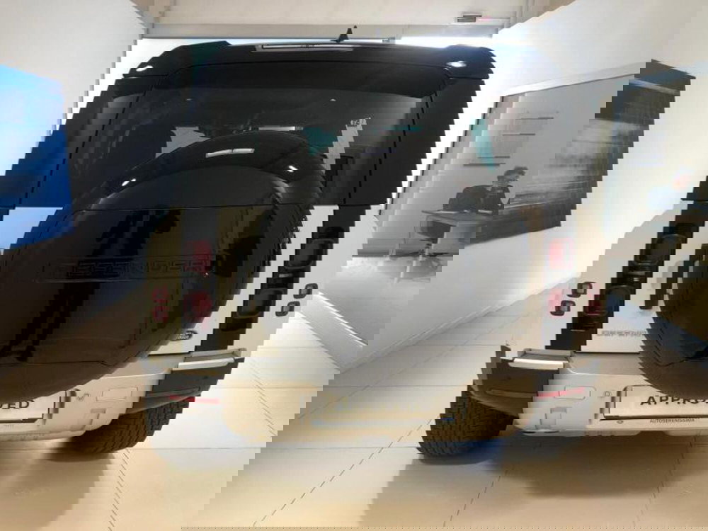 Land Rover Defender usata a Venezia (11)