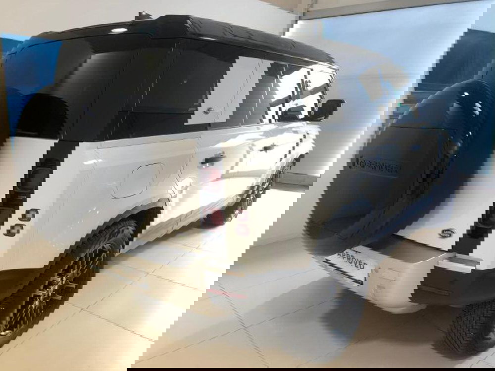 Land Rover Defender usata a Venezia (2)