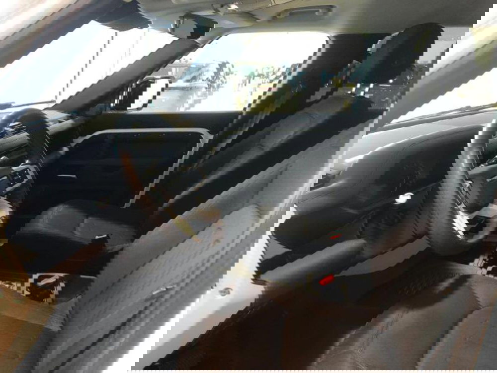 Land Rover Defender usata a Venezia (4)