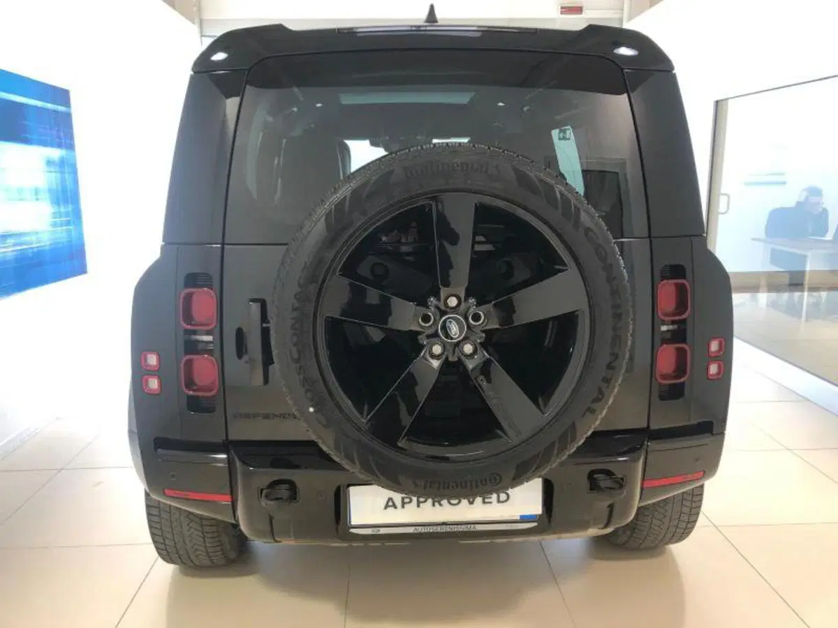 Land Rover Defender usata a Venezia (11)