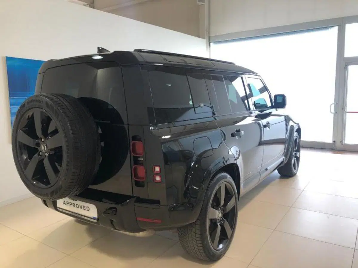 Land Rover Defender usata a Venezia (2)