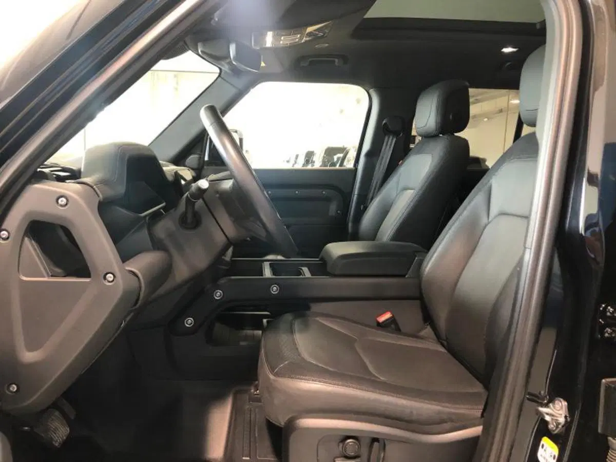 Land Rover Defender usata a Venezia (4)
