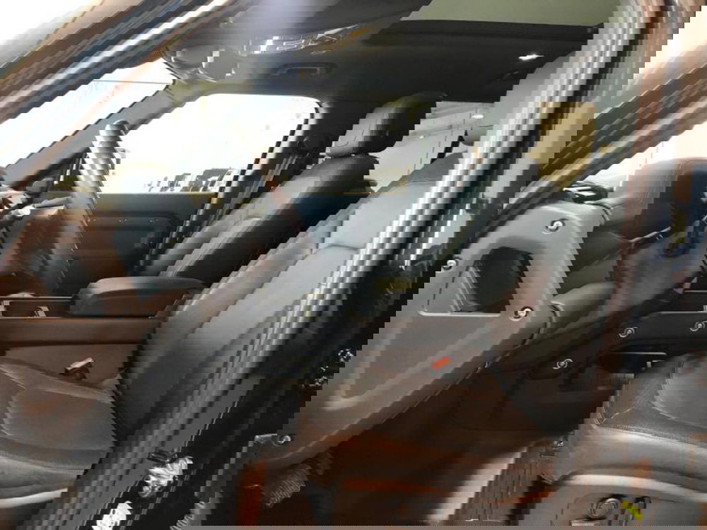 Land Rover Defender usata a Venezia (4)