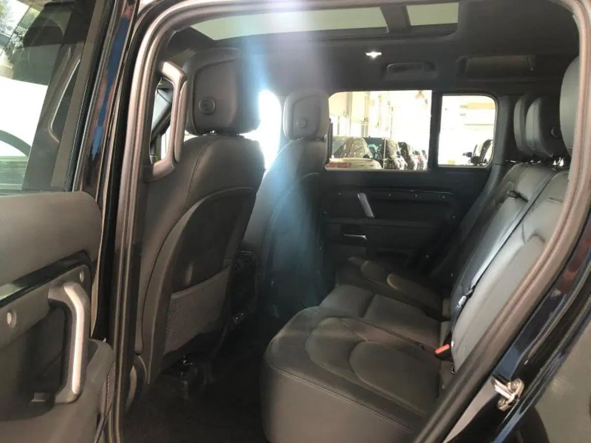 Land Rover Defender usata a Venezia (5)