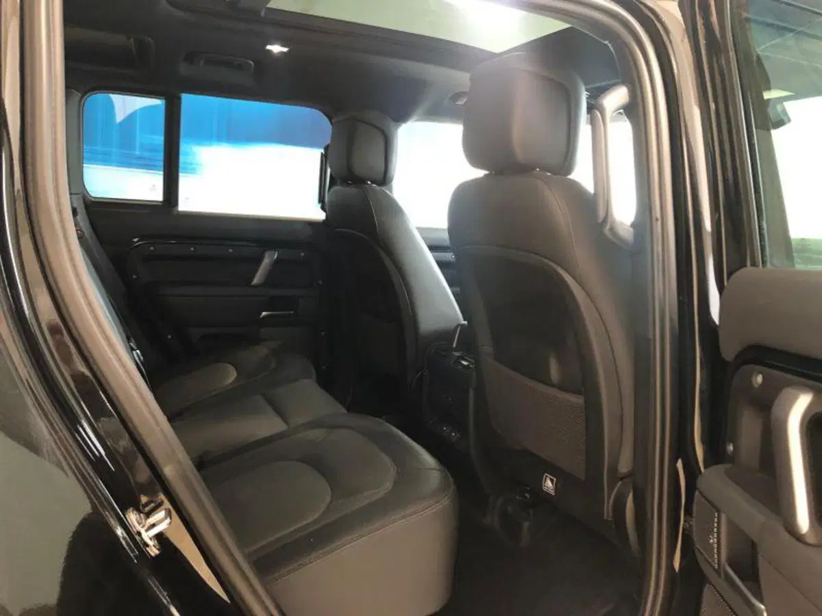 Land Rover Defender usata a Venezia (7)