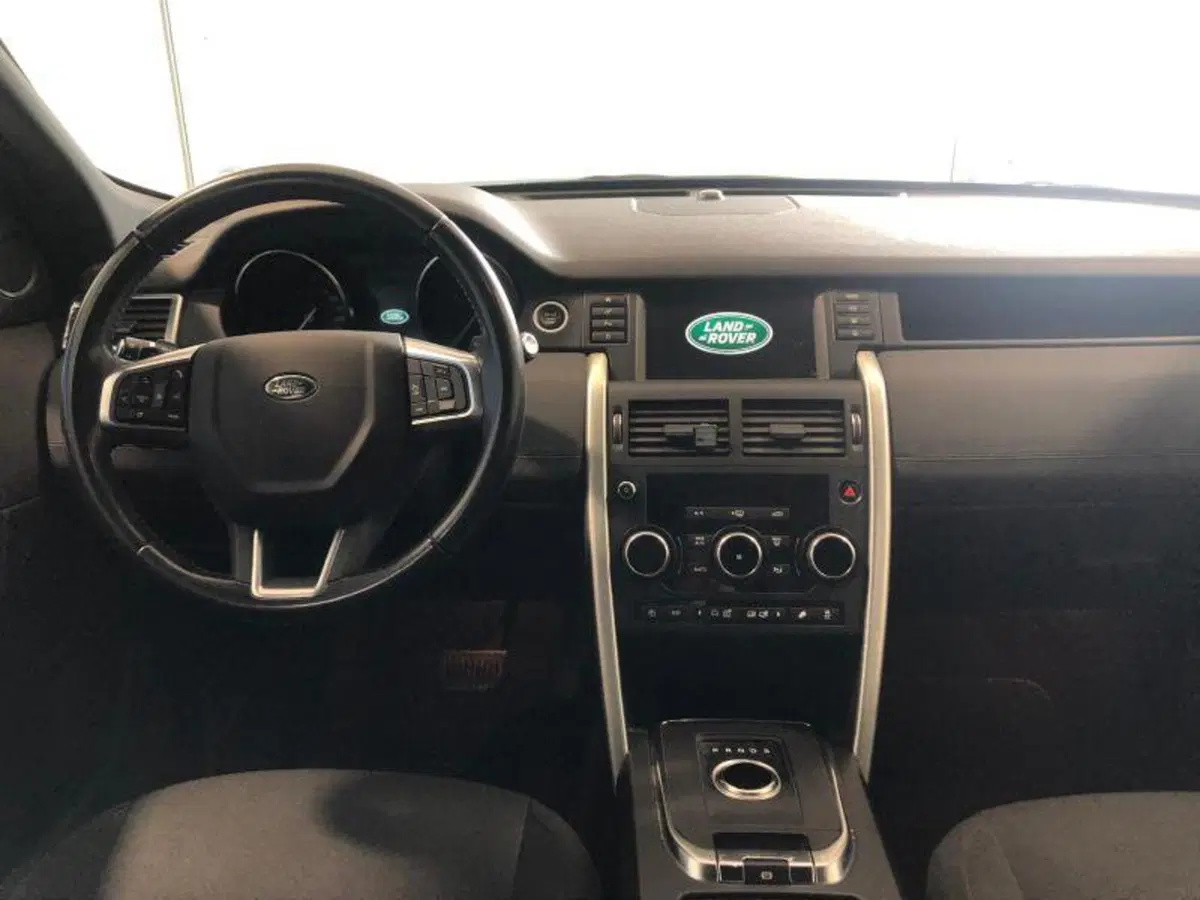 Land Rover Discovery Sport usata a Venezia (5)