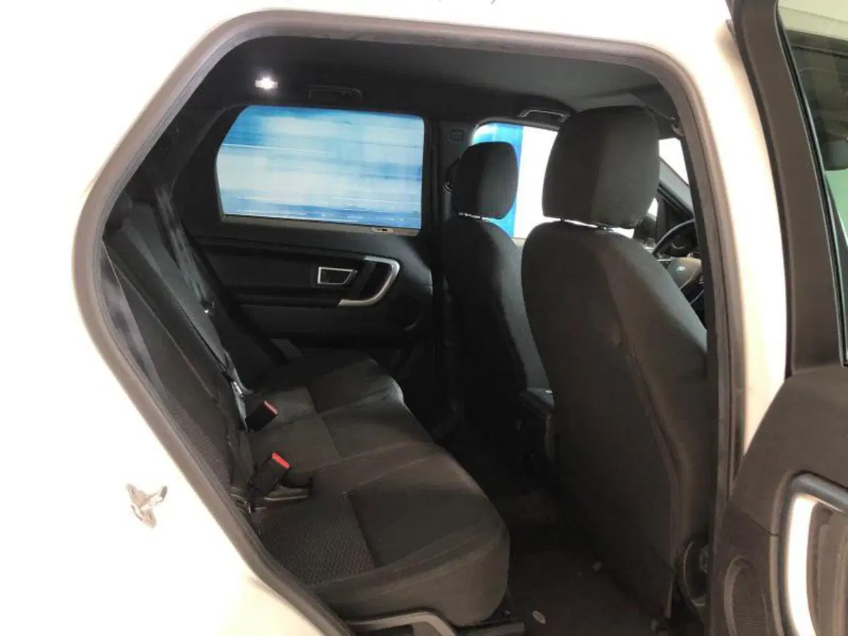 Land Rover Discovery Sport usata a Venezia (6)