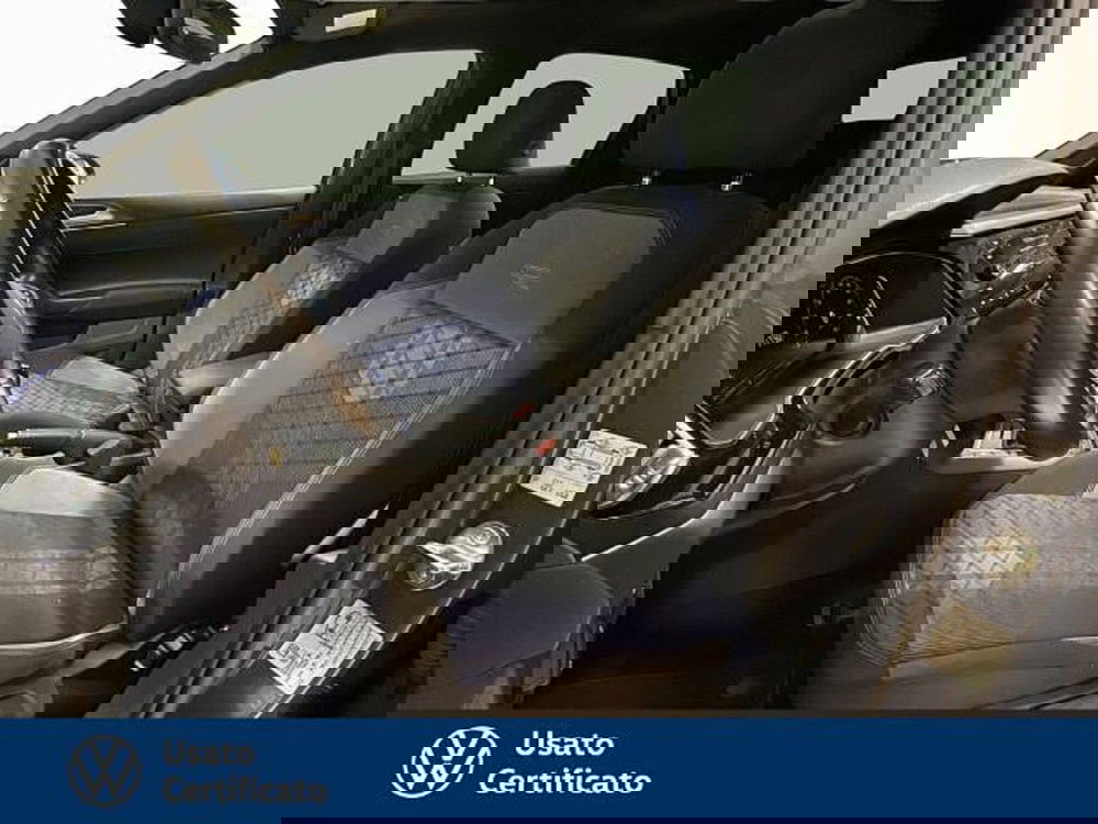 Volkswagen Taigo usata a Vicenza (15)