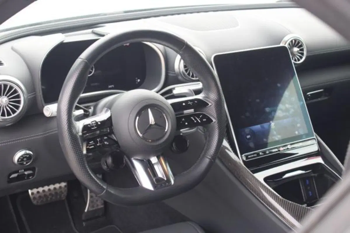 Mercedes-Benz SL usata a Lecce (14)