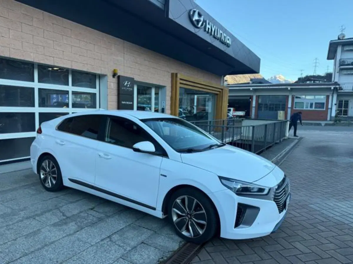 Hyundai Ioniq usata a Verbano Cusio Ossola (3)
