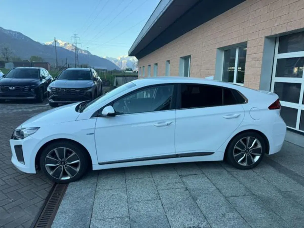 Hyundai Ioniq usata a Verbano Cusio Ossola (6)