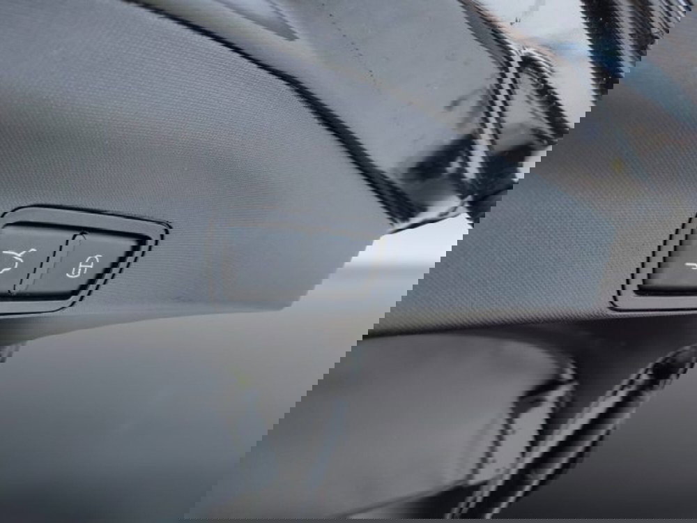 Alfa Romeo Stelvio usata a Teramo (19)