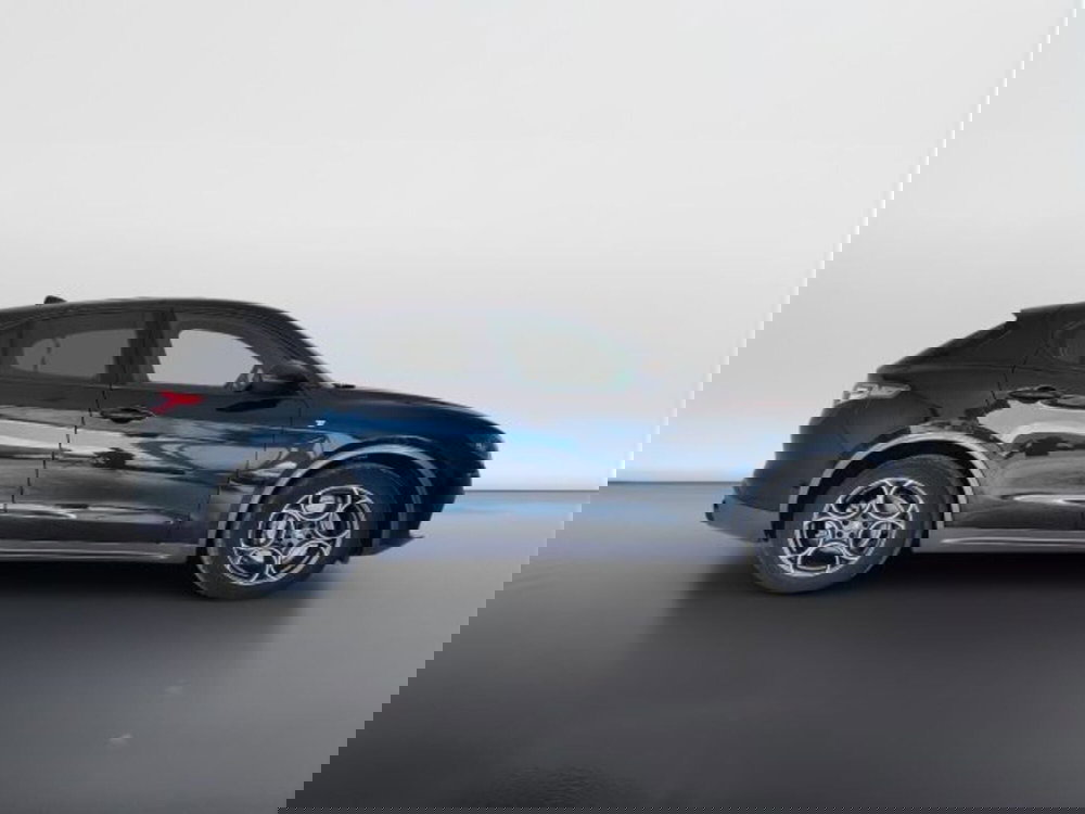 Alfa Romeo Stelvio usata a Teramo (4)