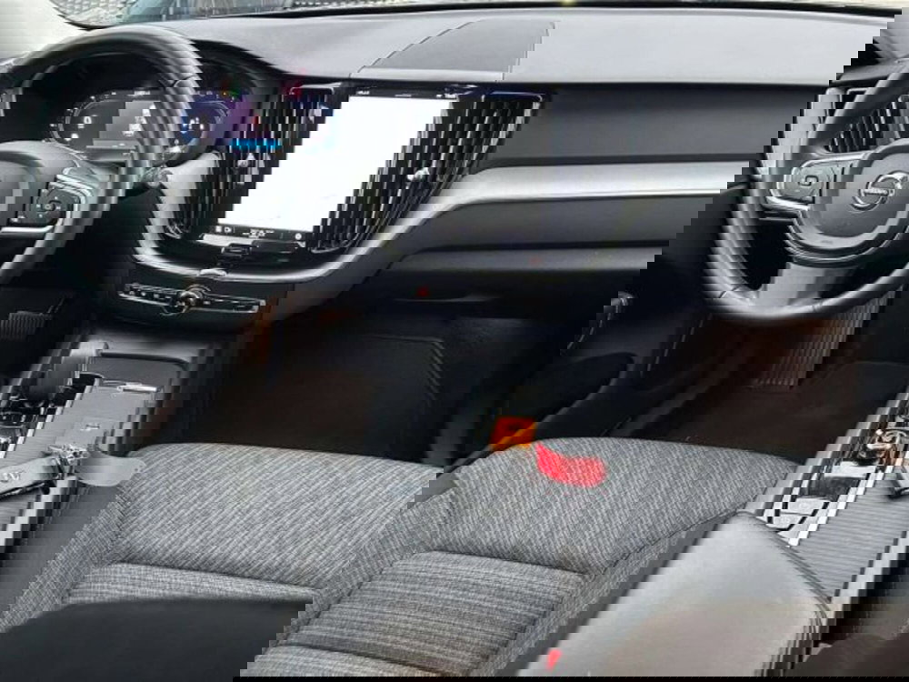 Volvo XC60 usata a Firenze (17)