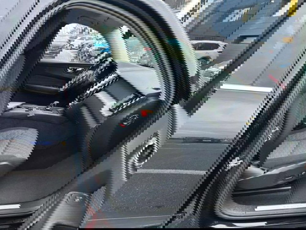 Volvo XC60 usata a Firenze (18)