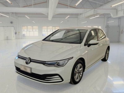 Volkswagen Golf 2.0 TDI SCR Life del 2021 usata a Belpasso
