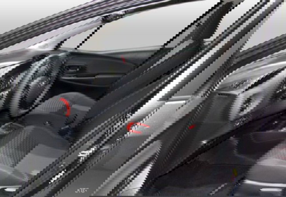 Toyota Yaris usata a Palermo (17)