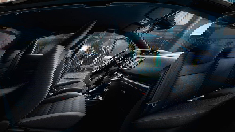 Toyota Yaris usata a Palermo (7)