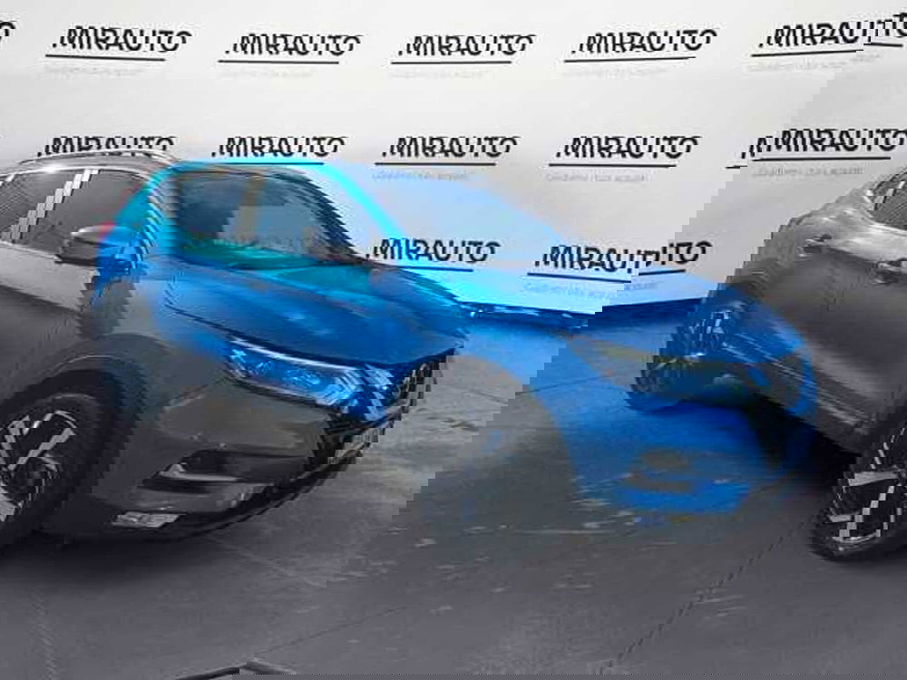 Nissan Qashqai usata a Roma