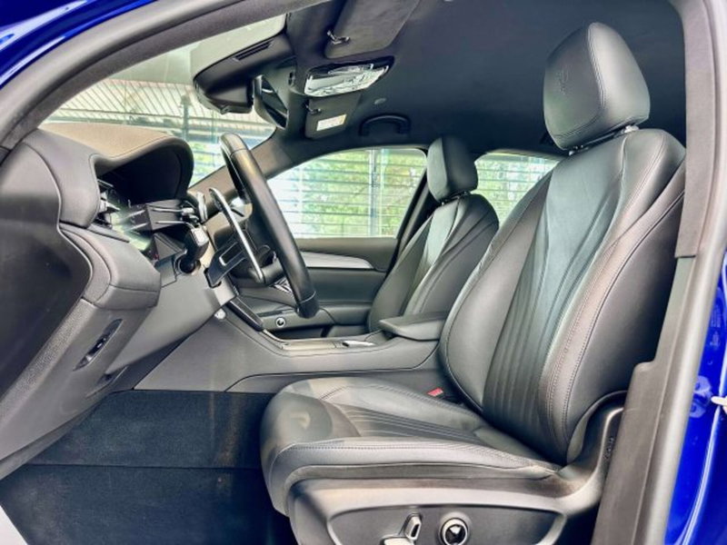 Maserati Grecale usata a Torino (8)