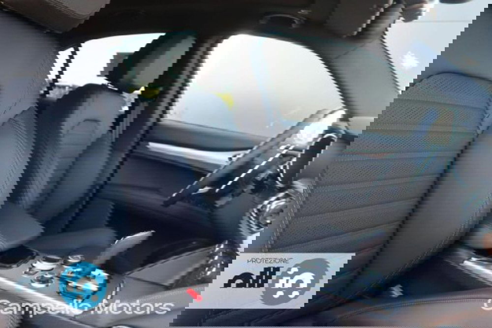 Alfa Romeo Stelvio nuova a Venezia (15)