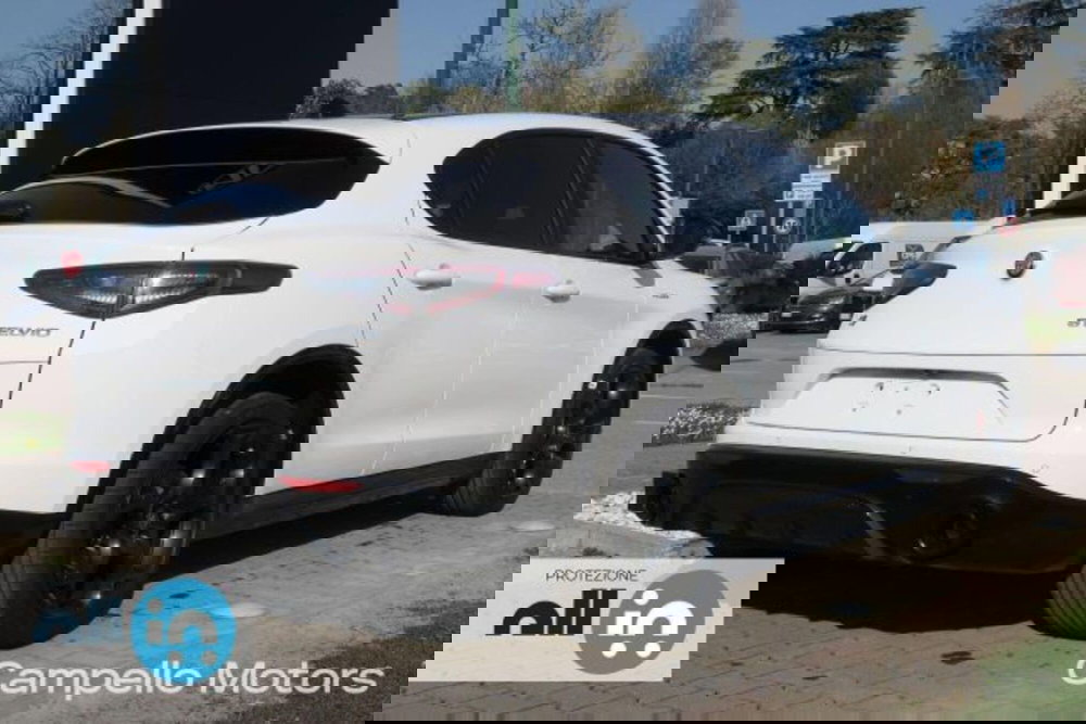 Alfa Romeo Stelvio nuova a Venezia (3)