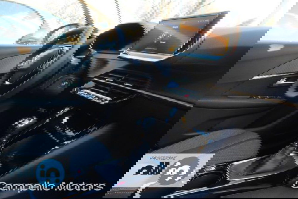 Peugeot 208 nuova a Venezia (13)