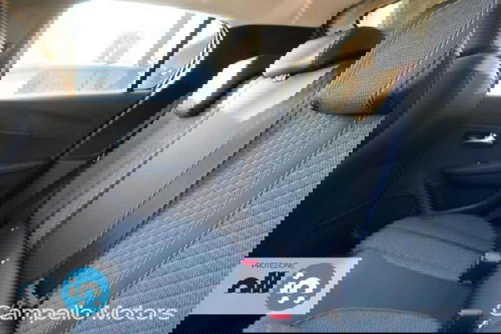 Peugeot 208 nuova a Venezia (6)