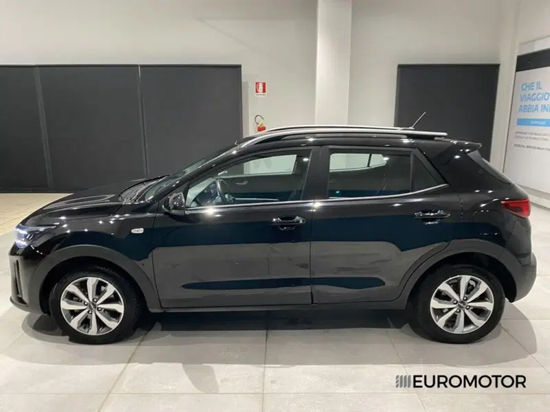 Kia Stonic usata a Bari (11)