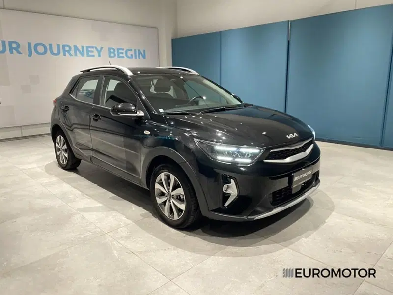 Kia Stonic usata a Bari (3)