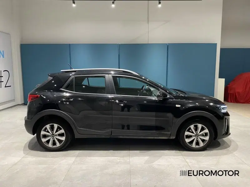 Kia Stonic usata a Bari (6)