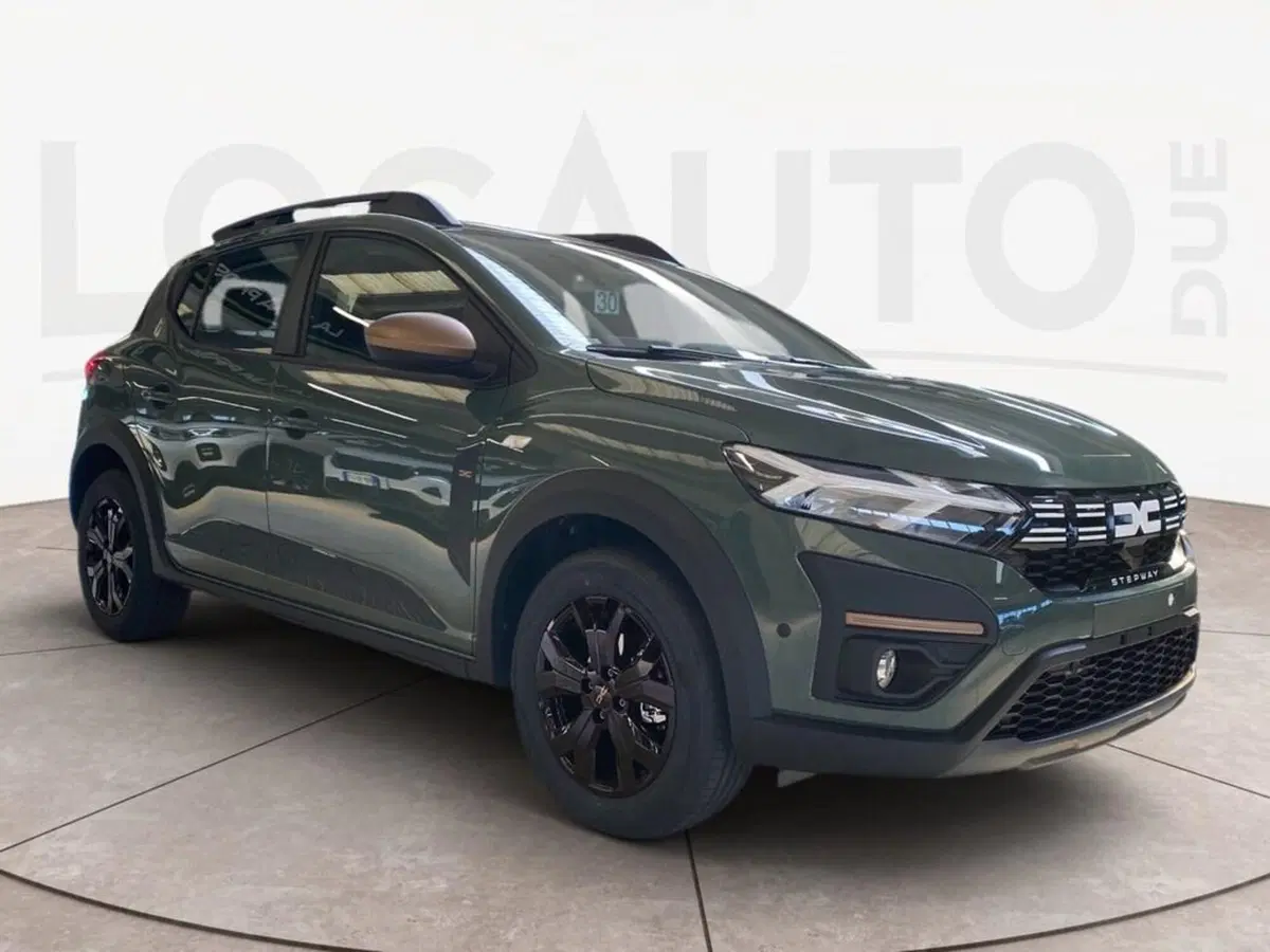 Dacia Sandero Stepway nuova a Torino (3)