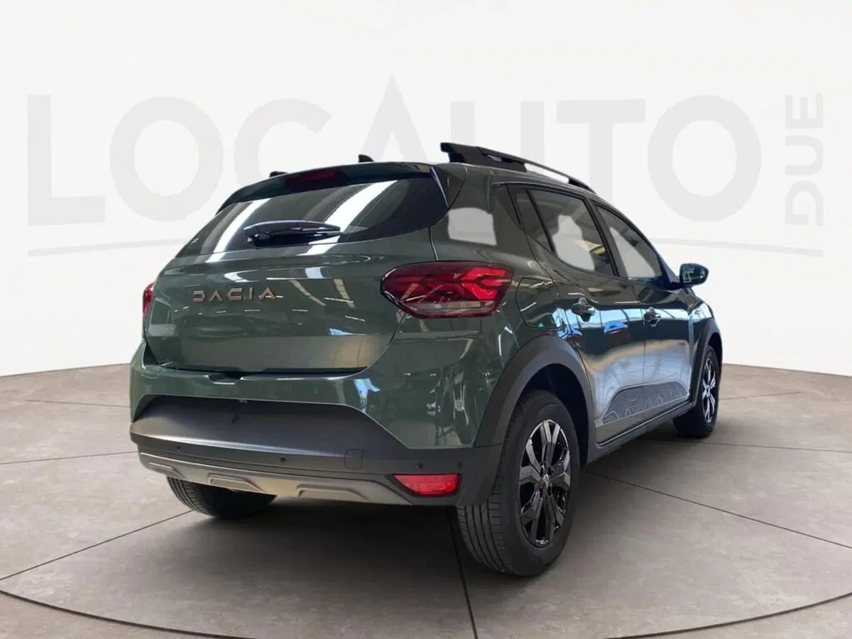 Dacia Sandero Stepway nuova a Torino (4)