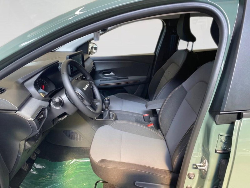 Dacia Sandero Stepway nuova a Torino (7)