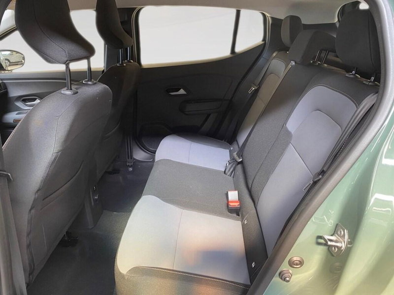 Dacia Sandero Stepway nuova a Torino (8)